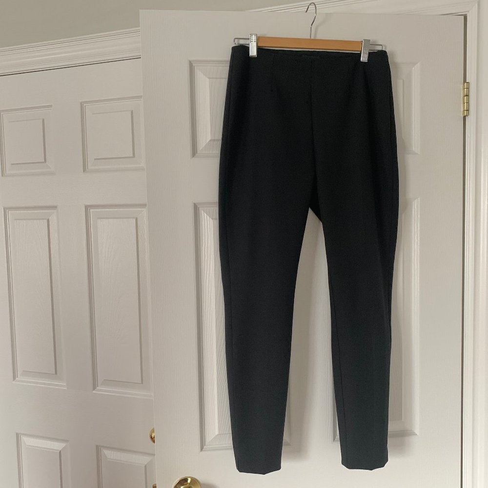 WHBM blk Skinny stretch ankle pant size 6